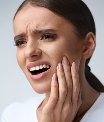 Strucked Between Teeth